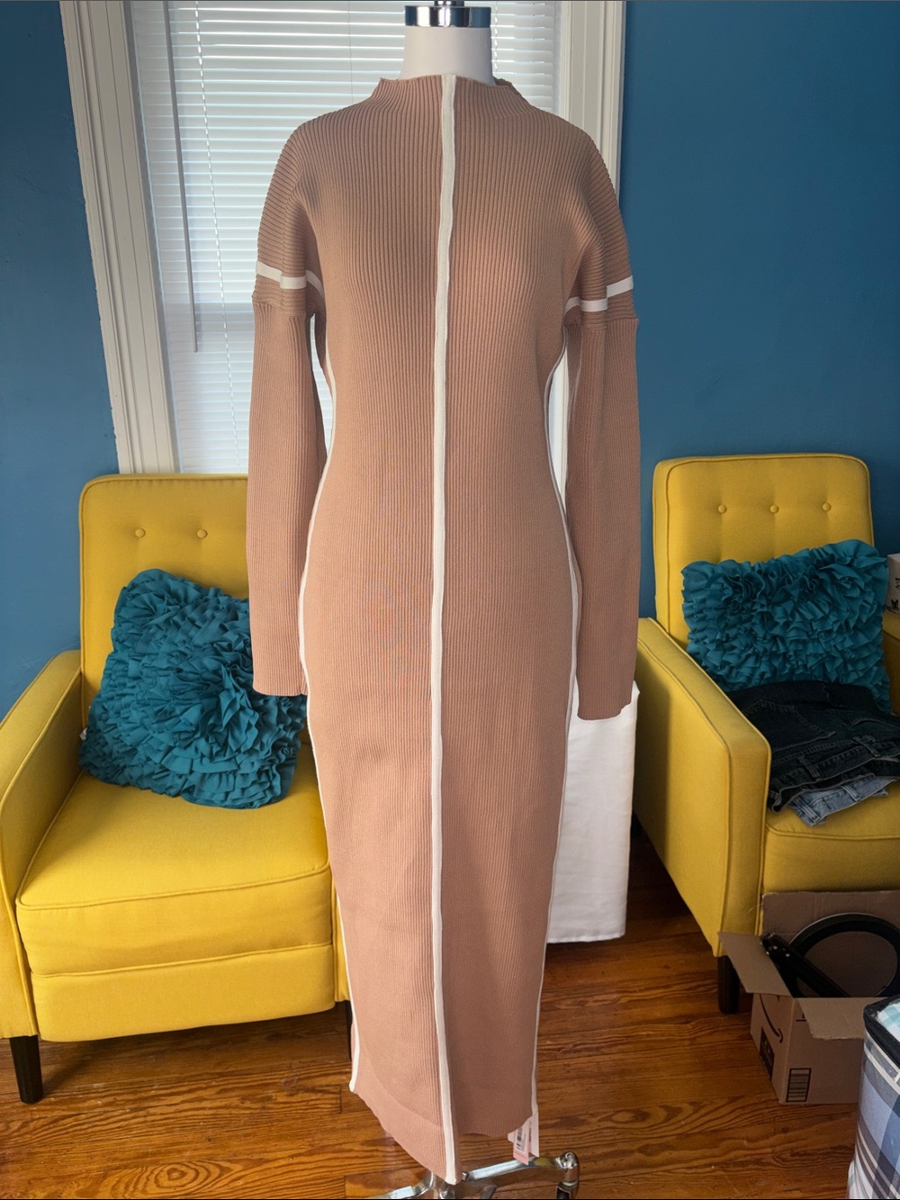 Long-Sleeve Slim Ribbed Midi Dress in khaki with White Trim